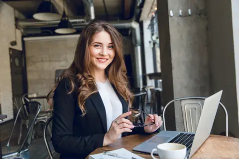 5 Wrong Business Myths Aspiring Entrepreneurs Should Stay Away From